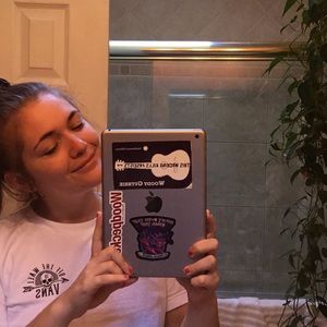 Meet your Posher, Gillian